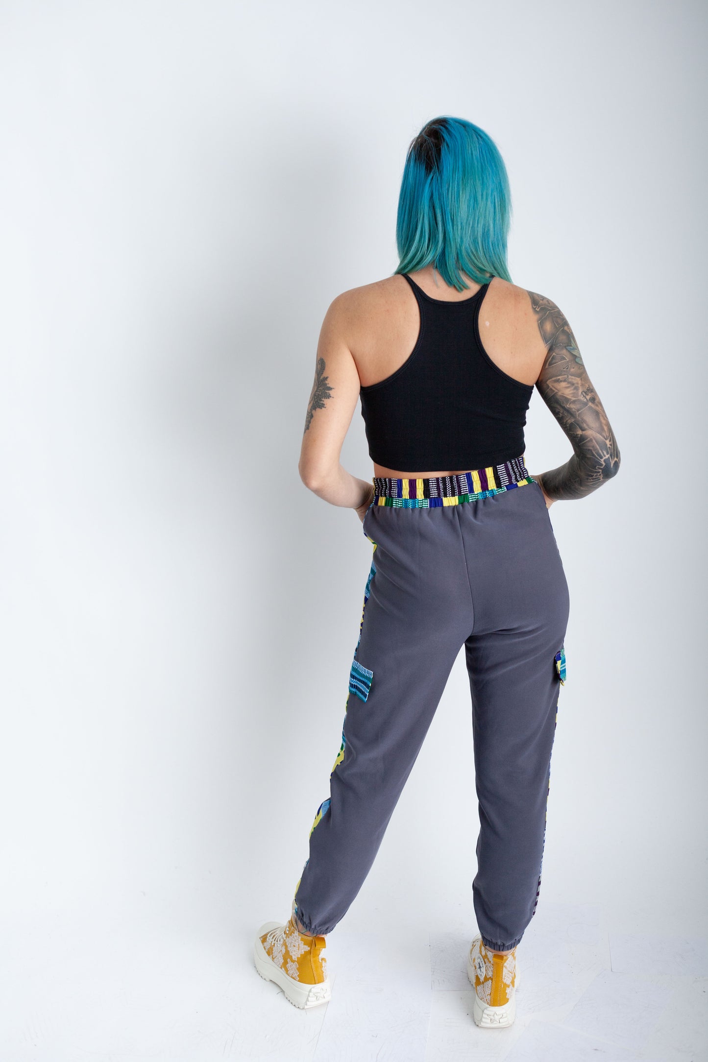 PANTALONES EXCLUSIVOS