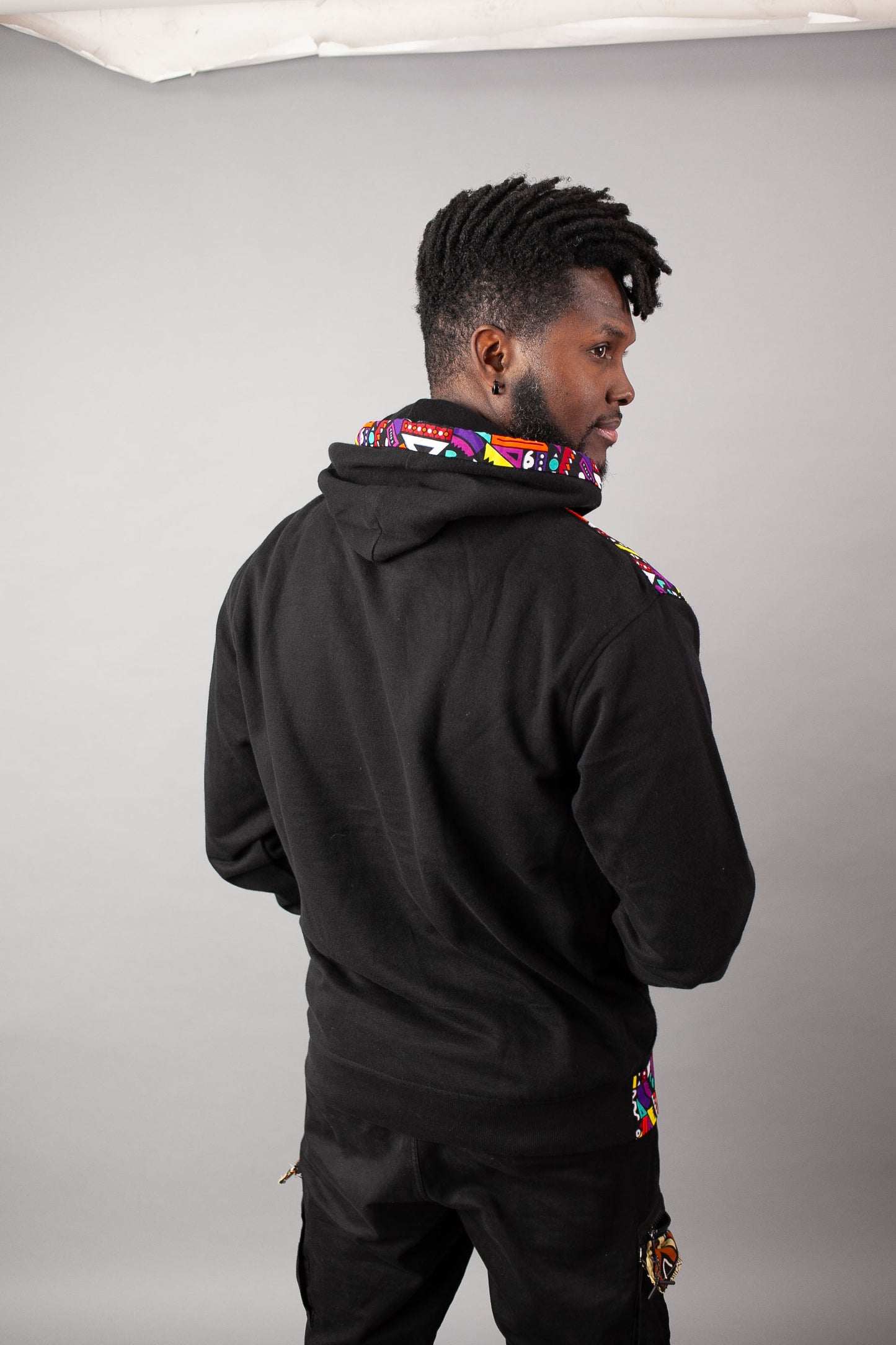 SUDADERA PECHO MULTICOLOR