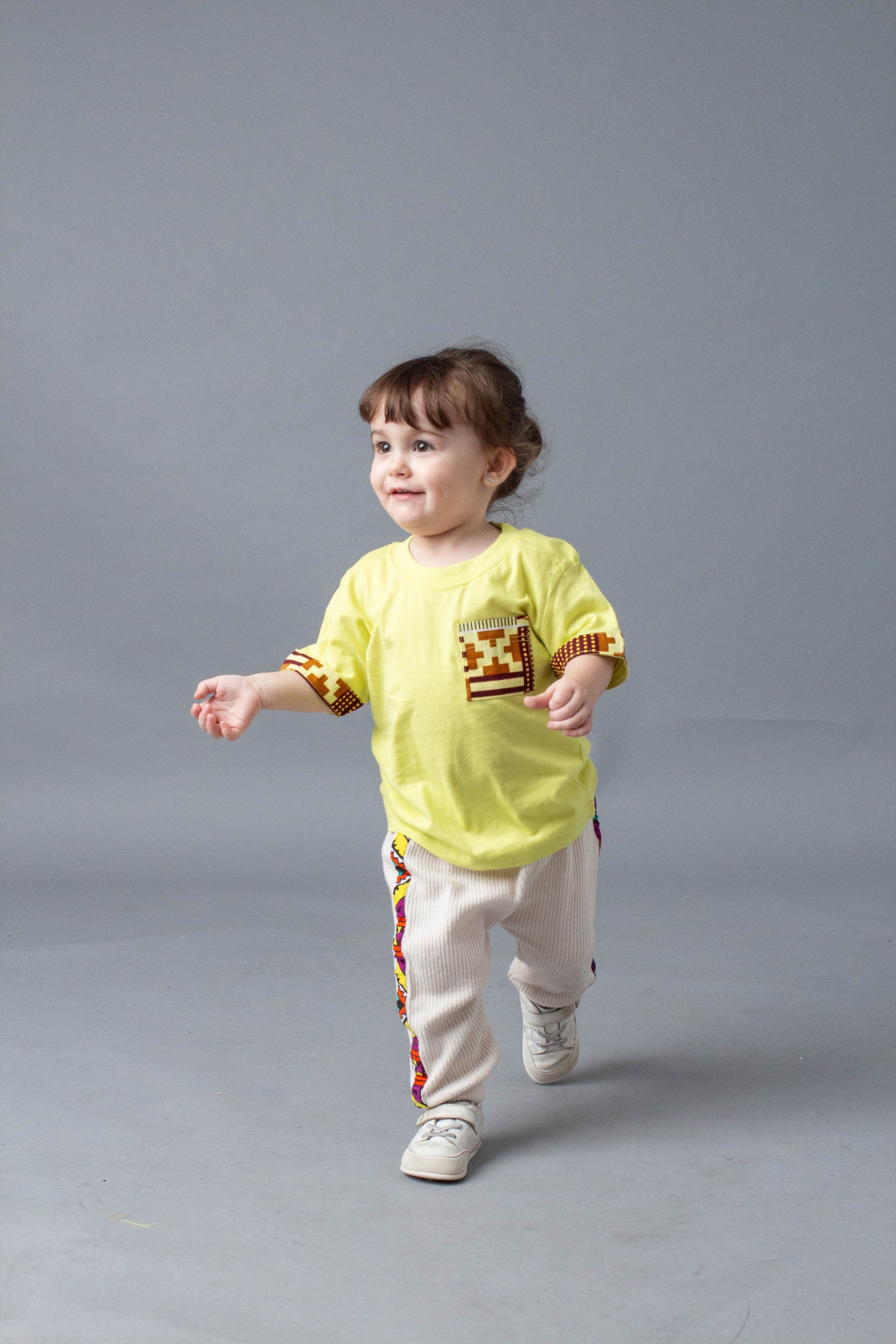 Camiseta infantil verde bolsillo Desert